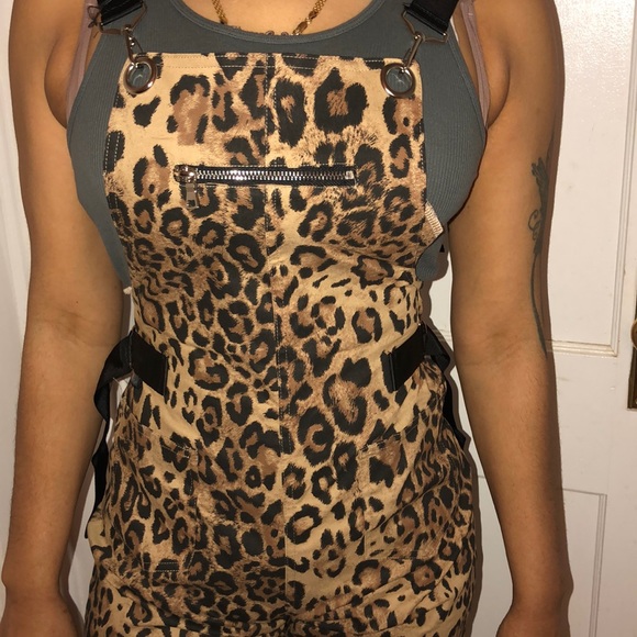 Leopard jumper. New. Fashion nova. Size S. - Picture 4 of 8